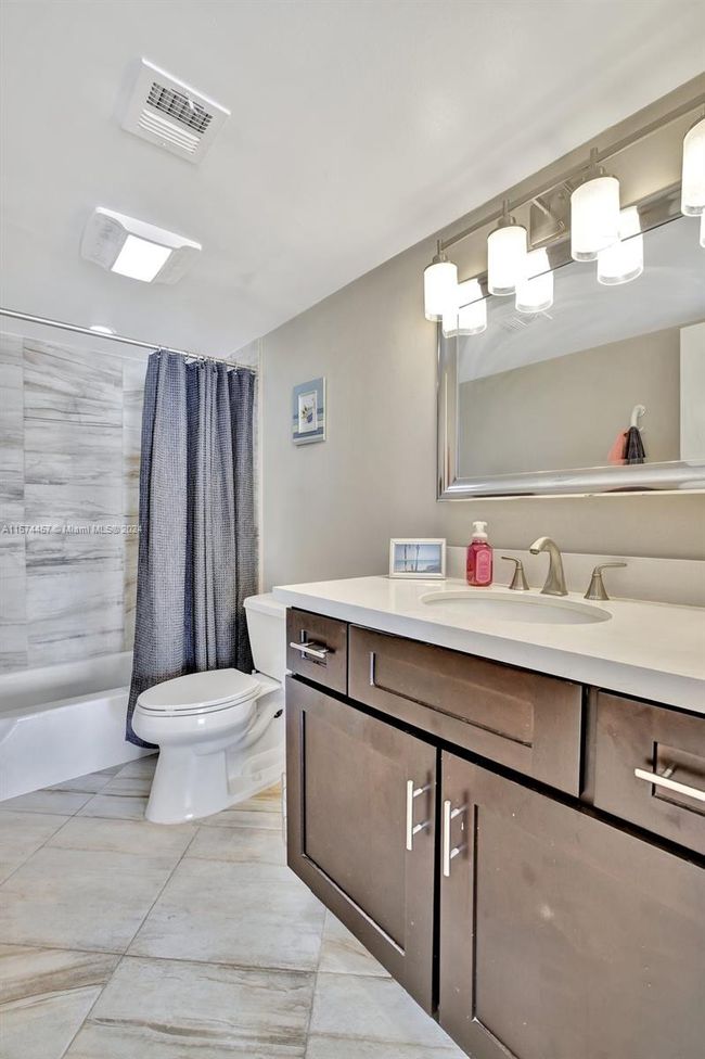 APT-5D - 3000 E Sunrise Blvd, Condo with 1 bedrooms, 2 bathrooms and null parking in Fort Lauderdale FL | Image 27