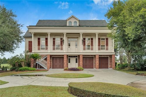 7 Golf Villa Dr, New Orleans, LA, 70131-3311 | Card Image
