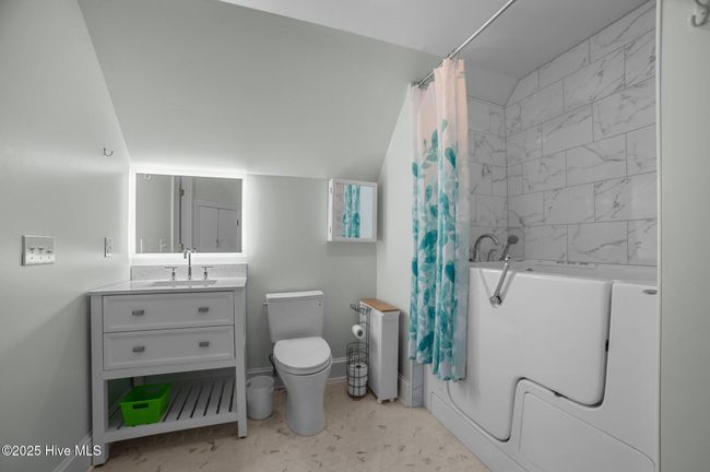 203 Delaware Dr, House other with 3 bedrooms, 4 bathrooms and 2 parking in Chocowinity NC | Image 54