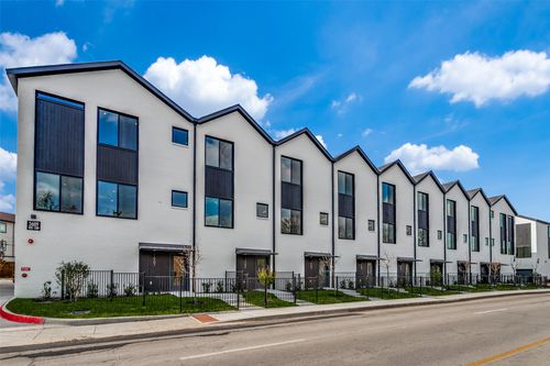 602-5609 Live Oak St, Dallas, TX, 75206-8015 | Card Image