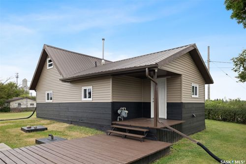 511 Daniel Avenue, Lemberg, SK, S0A2B0 | Card Image