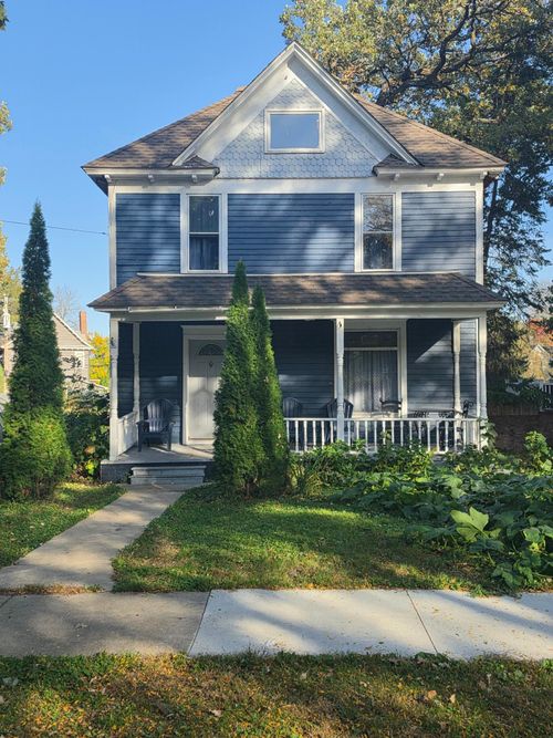 320 Vine Ave, Albert Lea, MN, 56007-4450 | Card Image