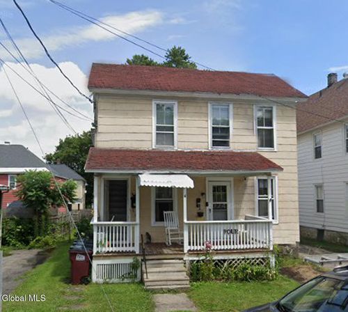 4 Fruit St, Gloversville, NY, 12078-2002 | Card Image