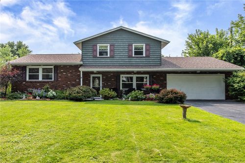 5 Omega Dr, Rochester, NY, 14624-5415 | Card Image