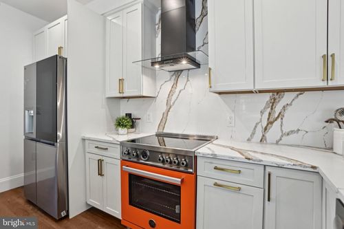322 56th St Ne, WASHINGTON, DC, 20019-6747 | Card Image