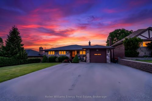 94 Grandview St S, Oshawa, ON, L1H7C4 | Card Image