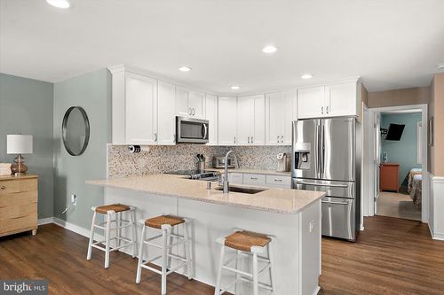 303-901 Philadelphia Ave, OCEAN CITY, MD, 21842-3792 | Card Image