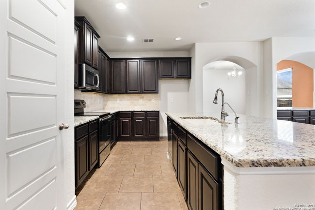 412 Morgan Run, House other with 5 bedrooms, 4 bathrooms and null parking in Cibolo TX | Image 13