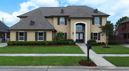 256 Riverwood Dr, Houma, LA, 70360-7984 | Card Image