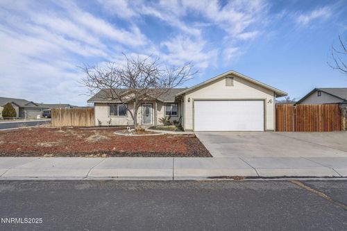 112 Eaglewood Dr, Fernley, NV, 89408-7626 | Card Image