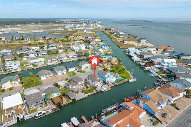 213 Port Saint Claire, House other with 3 bedrooms, 3 bathrooms and null parking in City by the Sea TX | Image 31