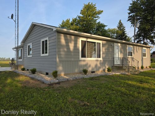 5044 Bailey Rd, Brown City, MI, 48416-9126 | Card Image