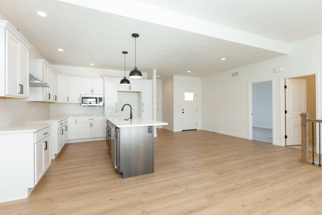 1908 Dunraven Rd, Home with 2 bedrooms, 3 bathrooms and 2 parking in Bloomington IL | Image 19