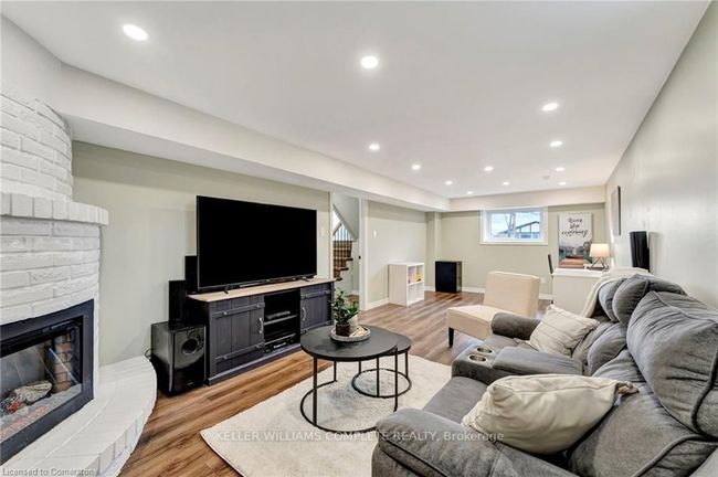 16 Settlers Dr, House other with 3 bedrooms, 2 bathrooms and 4 parking in Kitchener ON | Image 23