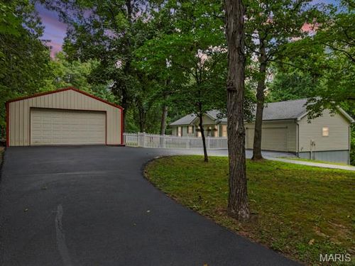 324 Bridlewood Rd, Festus, MO, 63028-5438 | Card Image