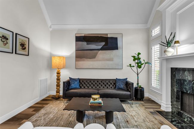 Gorgeous Decor & Plantation Shutters. | Image 6
