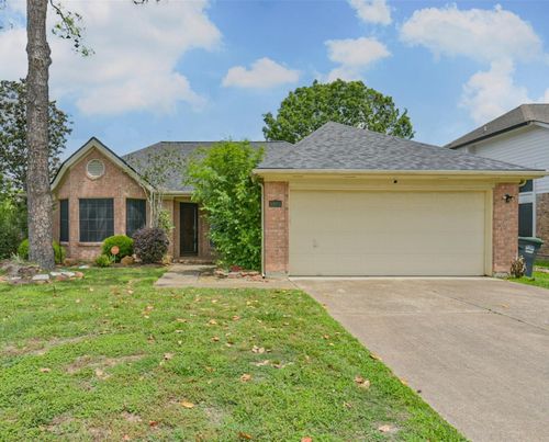1021 N Sunset Dr, Pearland, TX, 77581-6767 | Card Image