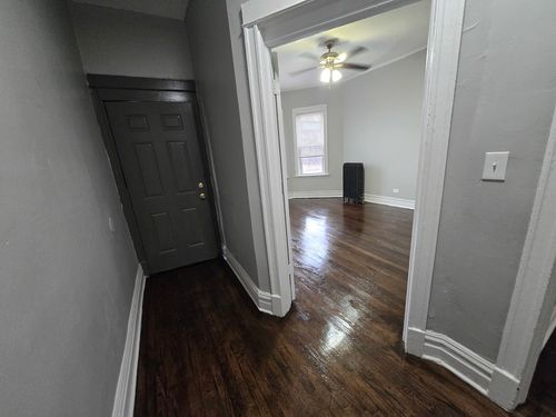 6930 S Wabash Ave, CHICAGO, IL, 60637-4515 | Card Image