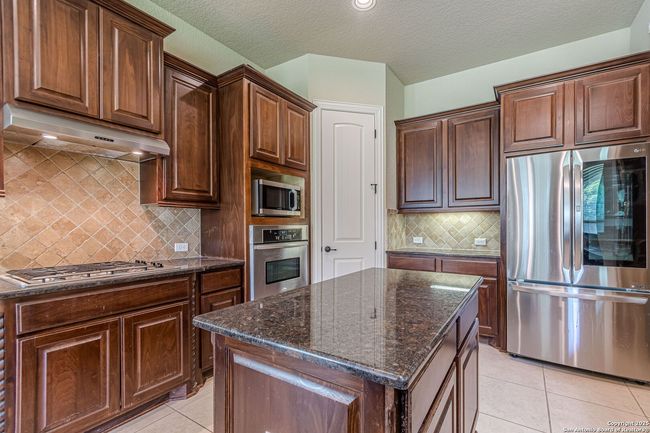 27038 Sable Run, House other with 5 bedrooms, 4 bathrooms and null parking in Boerne TX | Image 29
