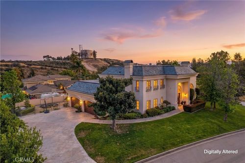 30573 E Sunset Dr S, Redlands, CA, 92373-7340 | Card Image