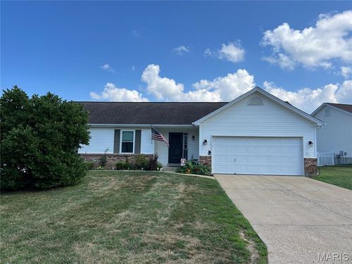 10 Santa Fe Trail Ct, O Fallon, MO, 63376-4265 | Card Image