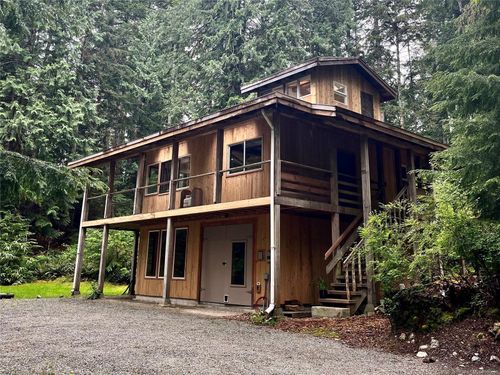 421 Whaletown Rd, Cortes Island, BC, V0P1Z0 | Card Image