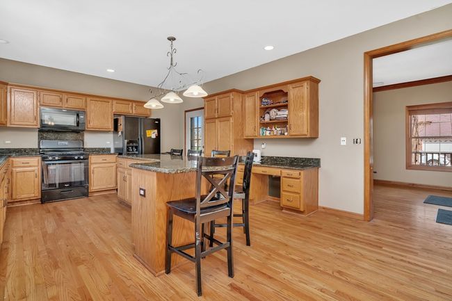 24709 Lincolnway St, House other with 4 bedrooms, 3 bathrooms and 2 parking in Plainfield IL | Image 4