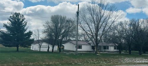 5810 E State Road 56, Salem, IN, 47167-7066 | Card Image