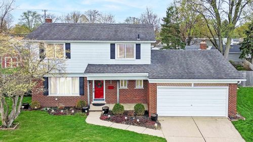 12203 Mair Dr, Sterling Heights, MI, 48313-2571 | Card Image
