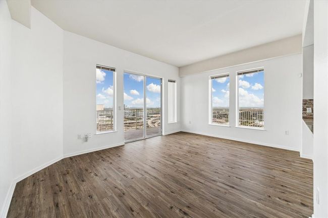 UNIT-2810 - 3505 Sage Rd, Condo with 2 bedrooms, 2 bathrooms and null parking in Houston TX | Image 7