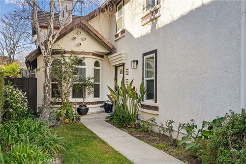 26921 Terri Dr, Canyon Country, CA, 91351-4821 | Card Image