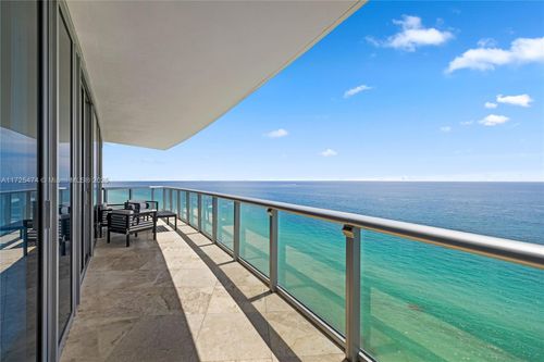 2807-17001 Collins Ave, Sunny Isles Beach, FL, 33160 | Card Image