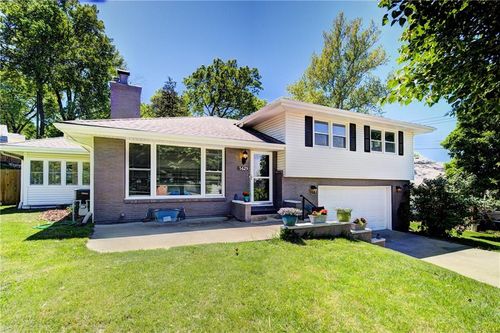 5629 W 50th St, Roeland Park, KS, 66202-1809 | Card Image