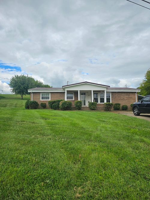 887 Old Kentucky Rd S, Greeneville, TN, 37743-3428 | Card Image