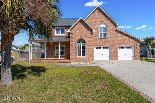 206 Teakwood Dr, Carolina Beach, NC, 28428-4021 | Card Image