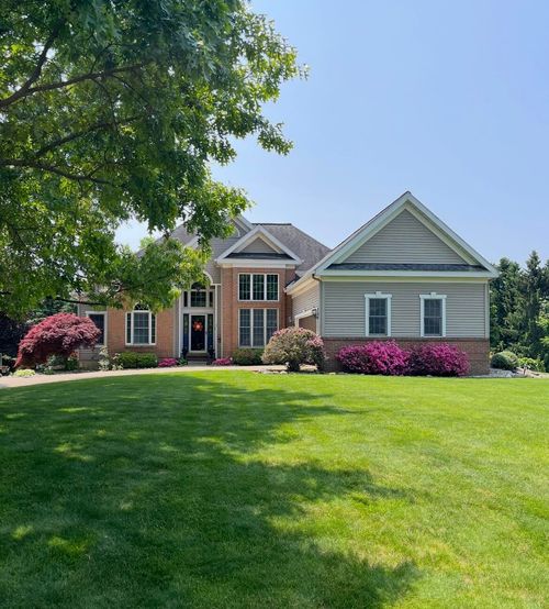 4849 Indian Creek Dr, Jackson, MI, 49201-7903 | Card Image