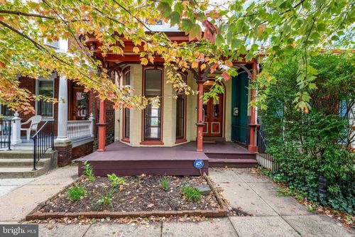 422 W James St, LANCASTER, PA, 17603-2809 | Card Image