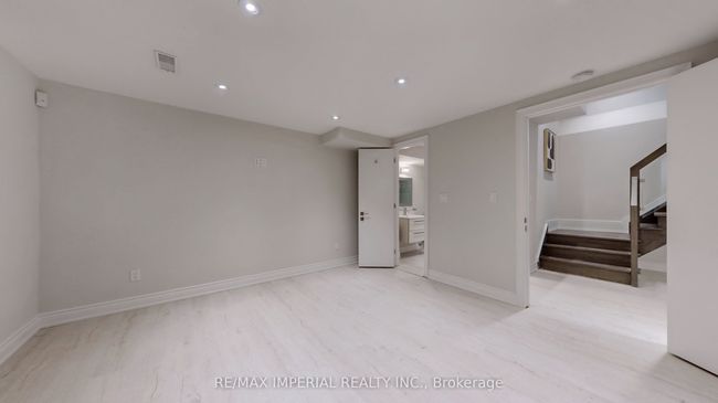 9 Hilda Ave, House other with 5 bedrooms, 6 bathrooms and 5 parking in North York ON | Image 17