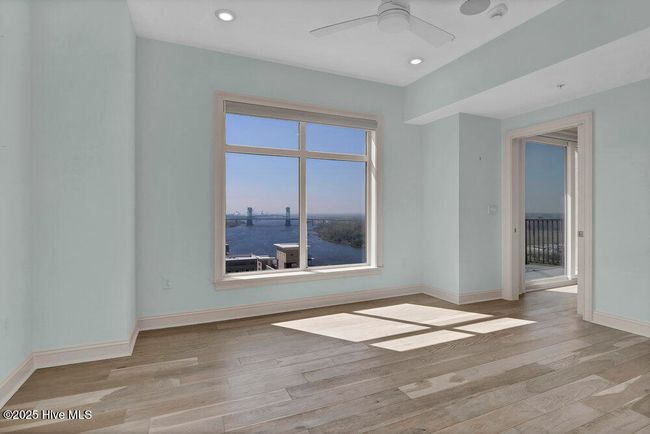1354 - 240 N Water St, Condo with 2 bedrooms, 3 bathrooms and 2 parking in Wilmington NC | Image 23