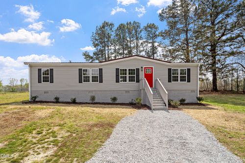 109 Loy Ct, Fuquay Varina, NC, 27526-8806 | Card Image