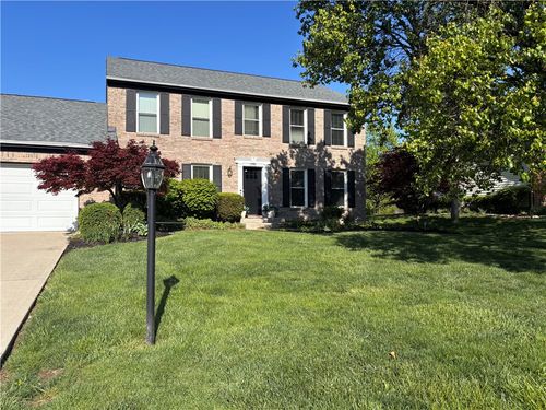 7531 Turtleback Dr, Dayton, OH, 45414-1773 | Card Image