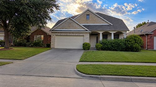 6610 Kinross Drive, Arlington, TX, 76002 | Card Image