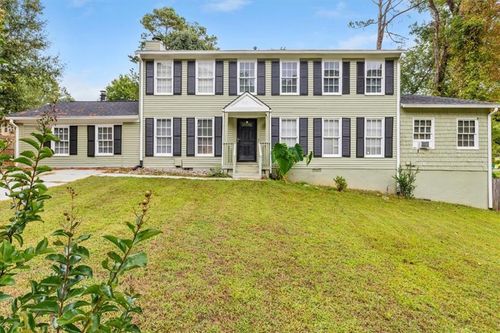 661 Bantry Ln, Stone Mountain, GA, 30083-3468 | Card Image