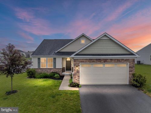 138 Laxfield Ct, MARTINSBURG, WV, 25405-1707 | Card Image