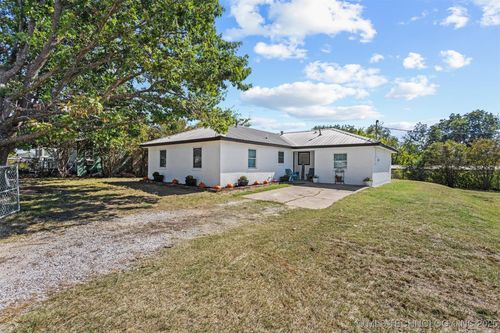 110 E Main St, Achille, OK, 74720-4702 | Card Image