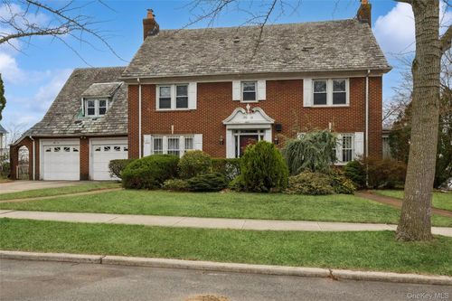 193-12 Foothill Ave, Hollis, NY, 11423-1259 | Card Image