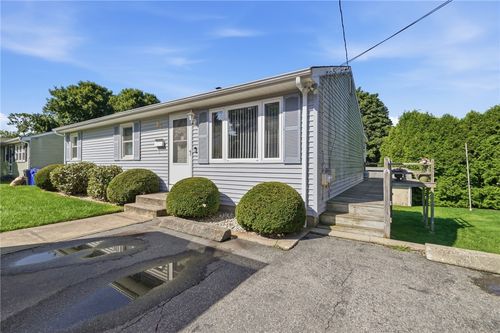 65 Thelma St, North Providence, RI, 02904-4560 | Card Image