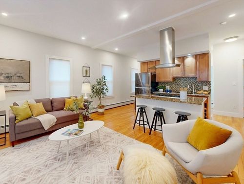 apt-2-80 Newton St, Somerville, MA, 02143-3962 | Card Image