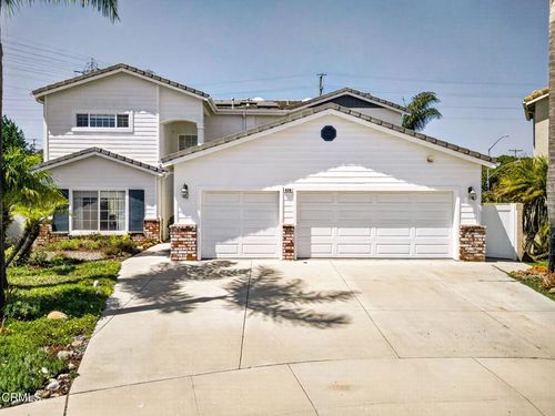 424 Roosevelt Ct, Ventura, CA, 93003-2593 | Card Image