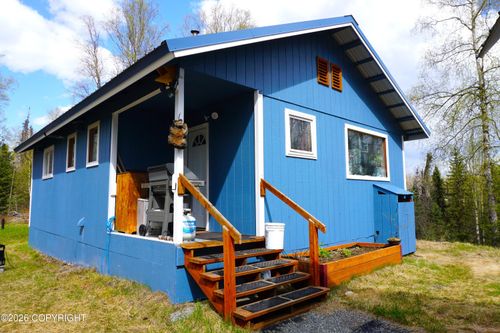16457 E Sunshine Dr, Talkeetna, AK, 99676 | Card Image